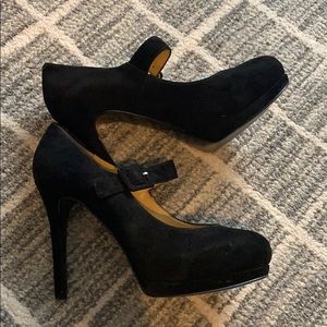 Nine West Mary Janes pumps